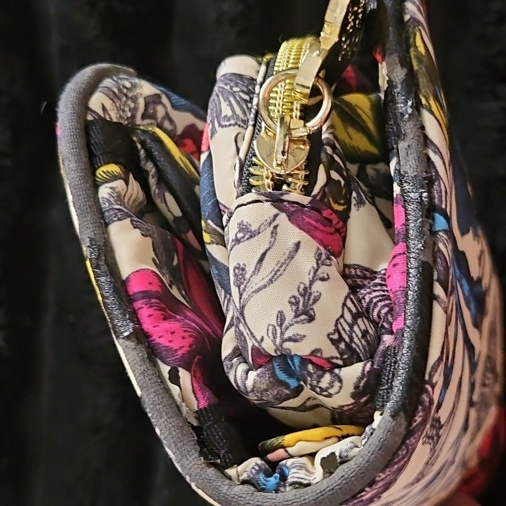 Betsey Johnson Floral Garden Moth Makeup Pouch With Detachable Mini Pouch - Picture 16 of 16